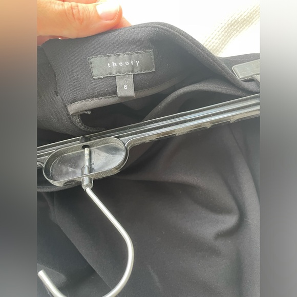 Theory Black Skirt size 6 - Picture 2 of 3